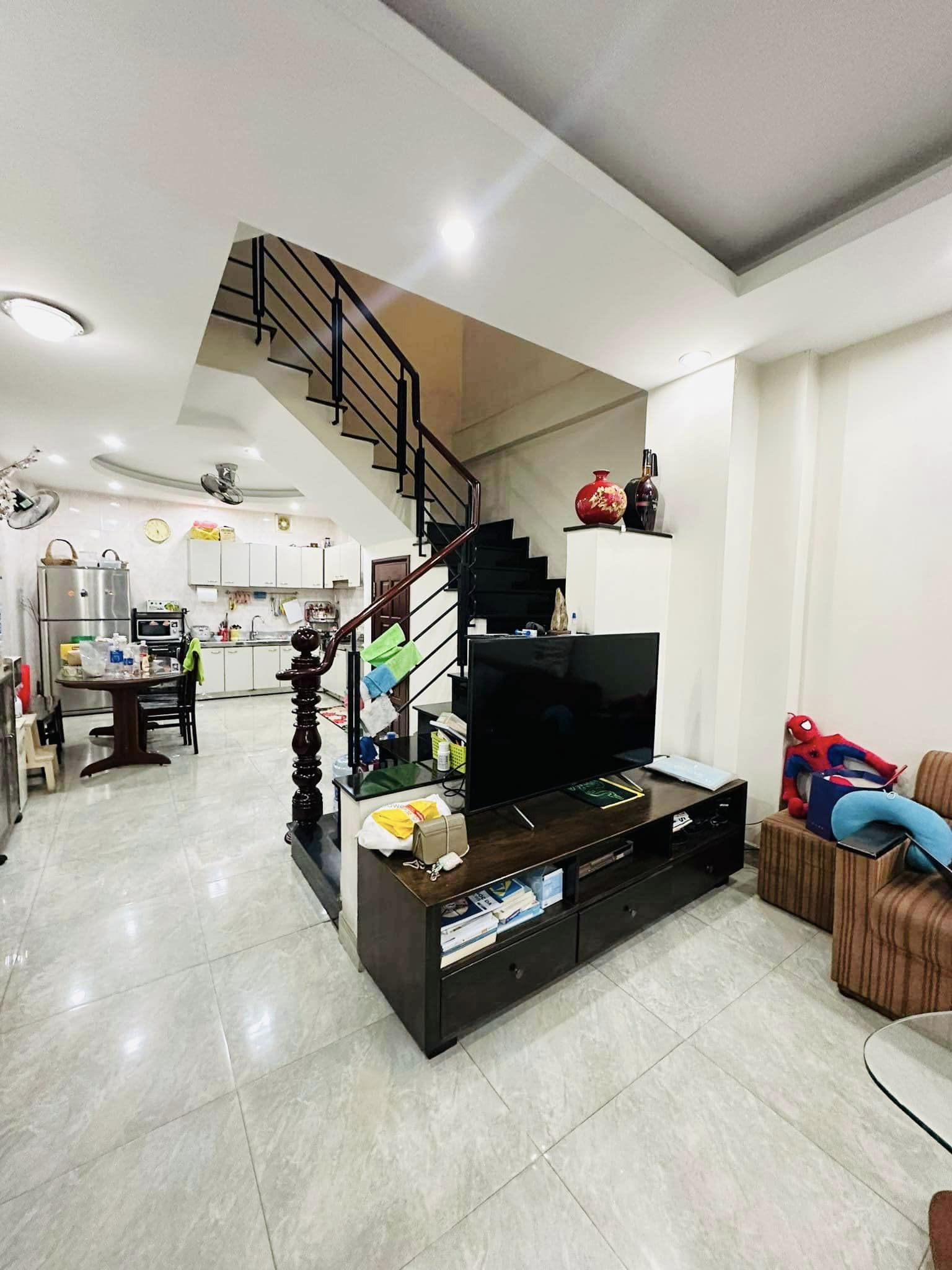 VIP BÌNH THẠNH - CHÍNH CHỦ - XE HƠI ĐẬU TRONG NHÀ - 4 TẦNG - SỔ VUÔNG A4 - SIÊU HIẾM.