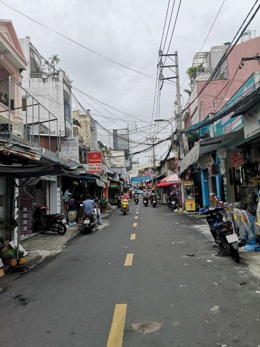 MẶT TIỀN KINH DOANH PHAN VĂN HÂN.....