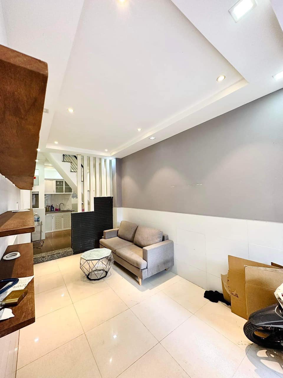 KHU VIP - HẺM Ô TÔ - SỔ VUÔNG A4 - TẶNG HẾT NỘI THẤT.