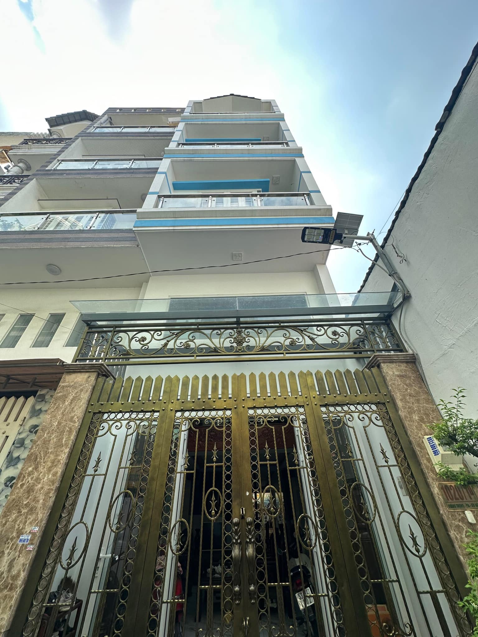 CẦN BÁN NHÀ CHỈ 7.5 TỶ - 5 TẦNG BTCT - XE HƠI NGỦ TRONG NHÀ - NHÀ MỚI VÀO Ở NGAY - 70M2 KHÔNG QUY HOẠCH.