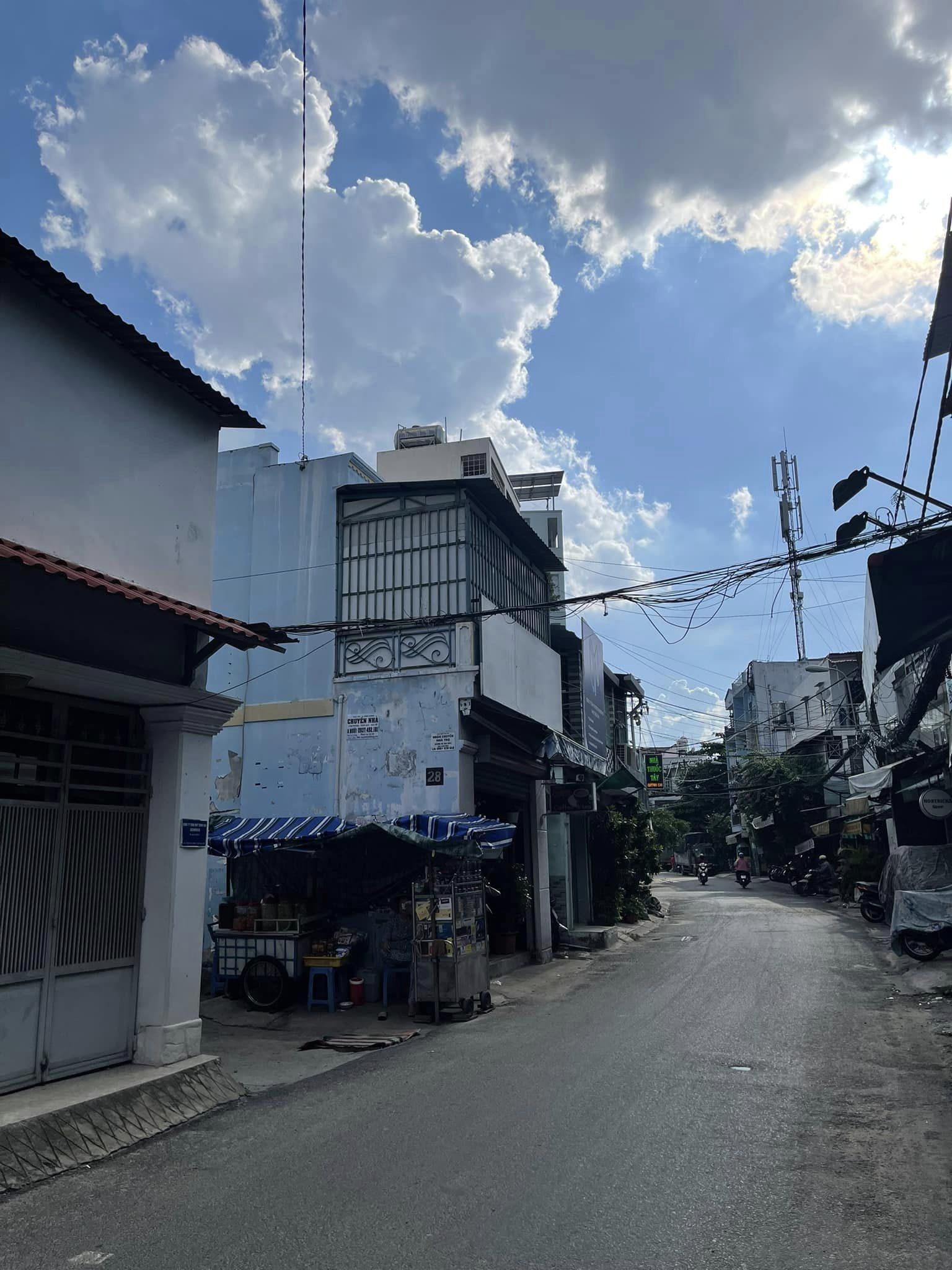 HIẾM- ĐỘC- LẠ BÌNH THẠNH- NHÀ 1 MẶT TIỀN ĐƯỜNG - 3 MT HẺM- THUÊ 11 TRIỆU/ THÁNG- GIÁ 5.15 TỶ.