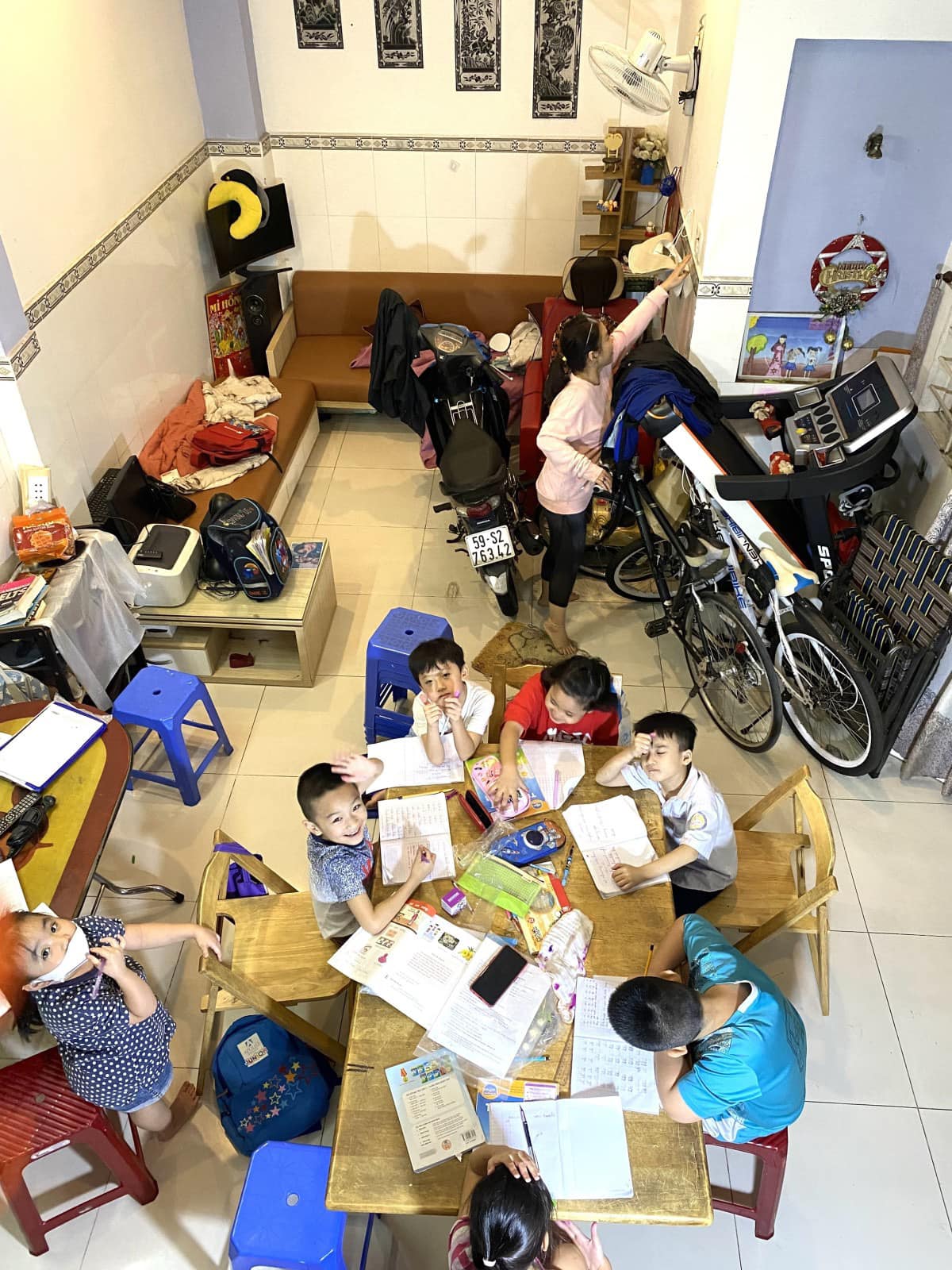 NHÀ ĐẸP HOÀNG HOA THÁM -50M2- 4X13 - SÁT HẺM Ô TÔ - GẦN MẶT TIỀN GIẢ CHỈ 4.5 TỶ.