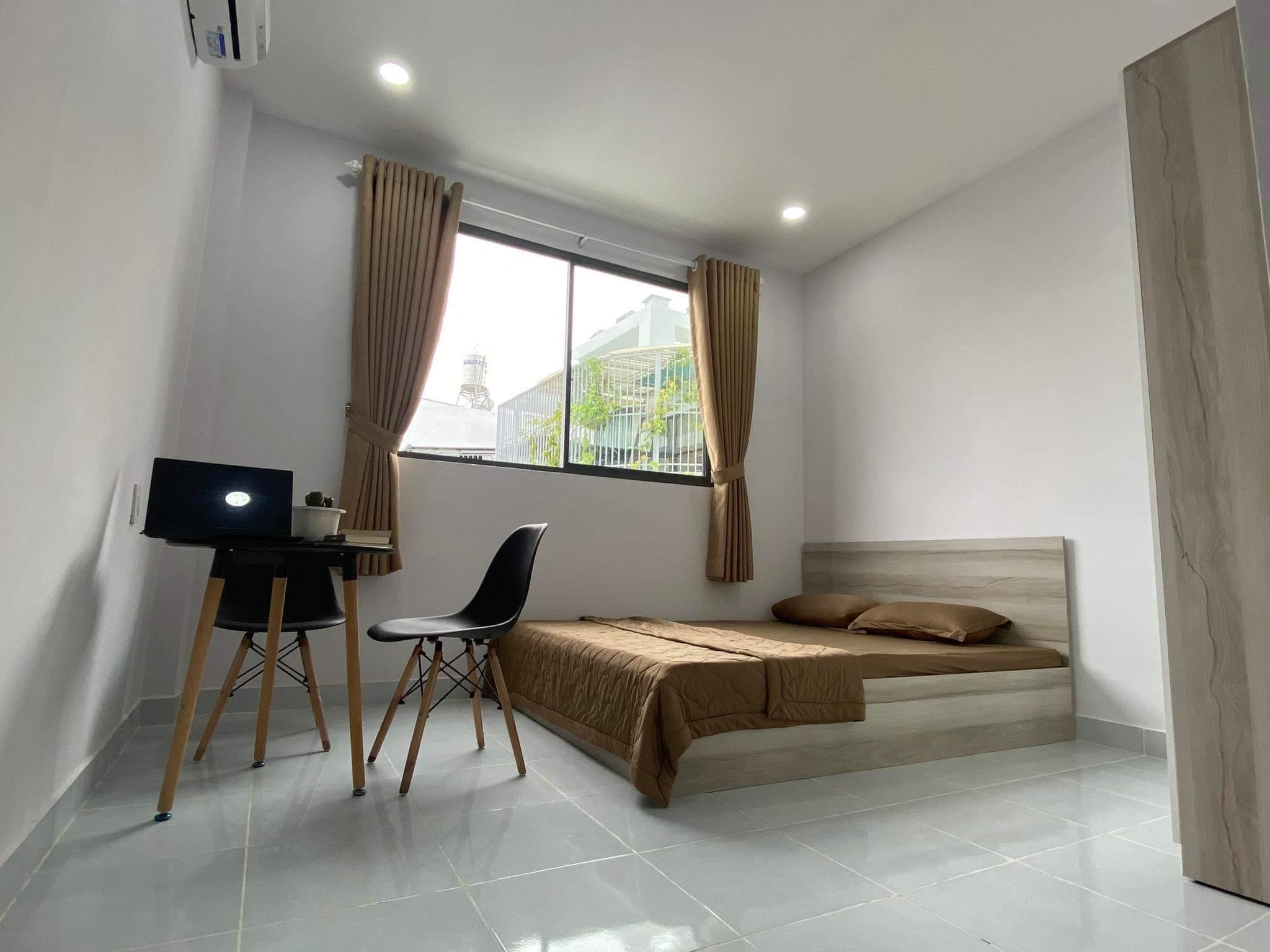 BÁN NHÀ sát HXH KHU NGUYỄN VĂN ĐẬU BÌNH THẠNH - 4 TẦNG - 7 PN - DOANH THU 35 TRIỆU.THÁNG