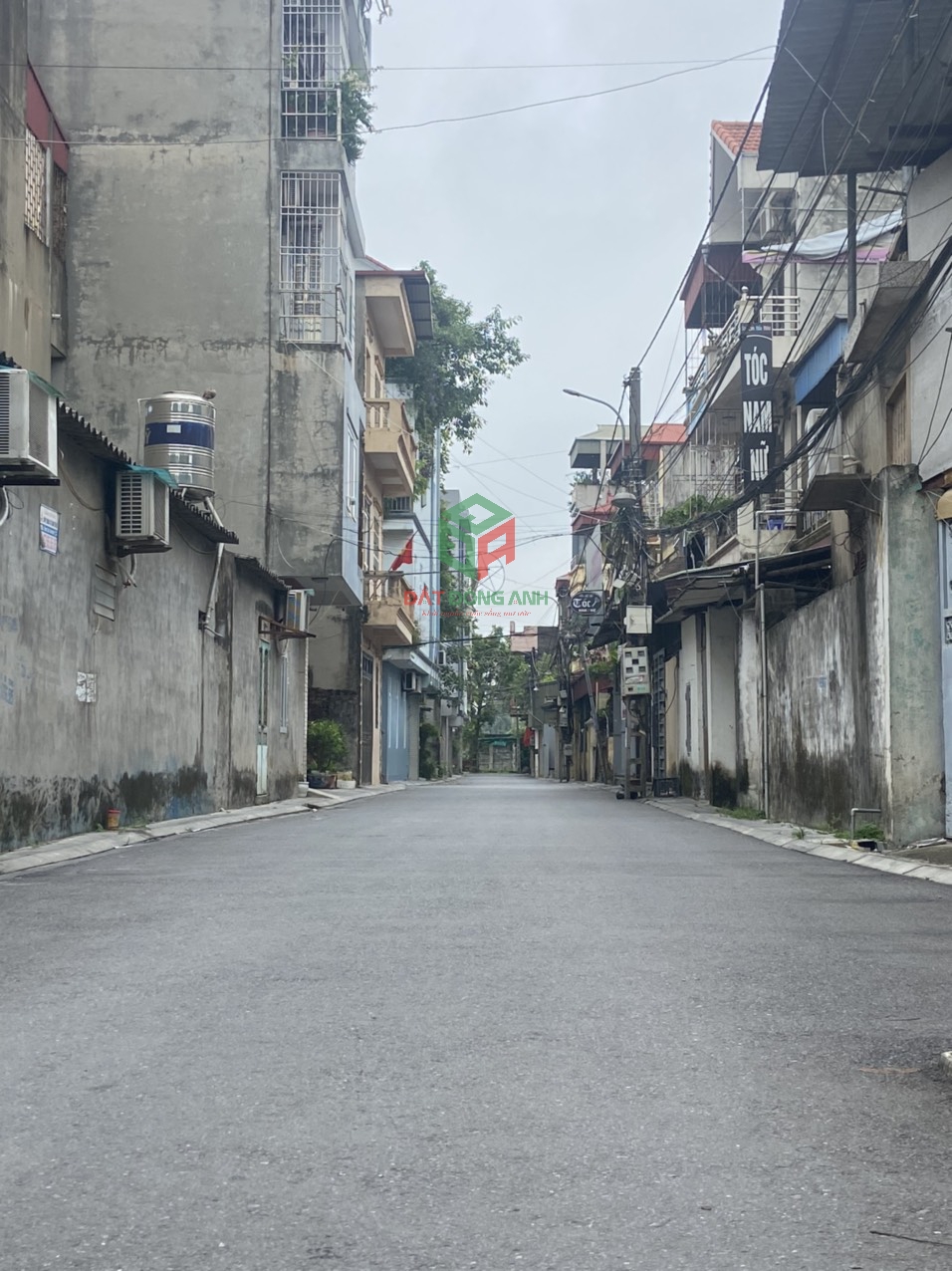 Bán nhà thị trấn Đông Anh 3 tầng 56m2 - đường ô tô tránh