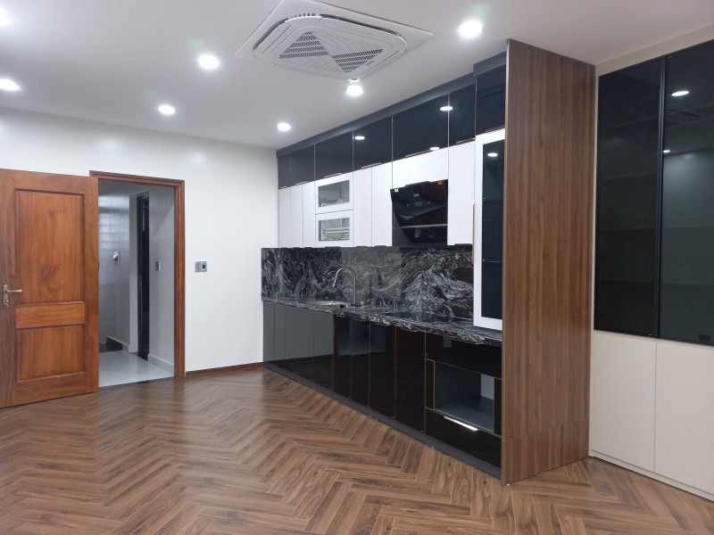 Bán nhà đẹp ở luôn Xã Đàn 48m2 5 tầng, ngõ thông, oto, 5.2 tỷ.