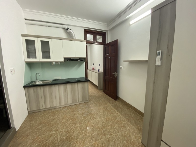 Bán nhà Phạm Ngọc Thạch 32m2 x 4 tầng, lô góc, 2 thoáng, gần oto, 4.4 tỷ.