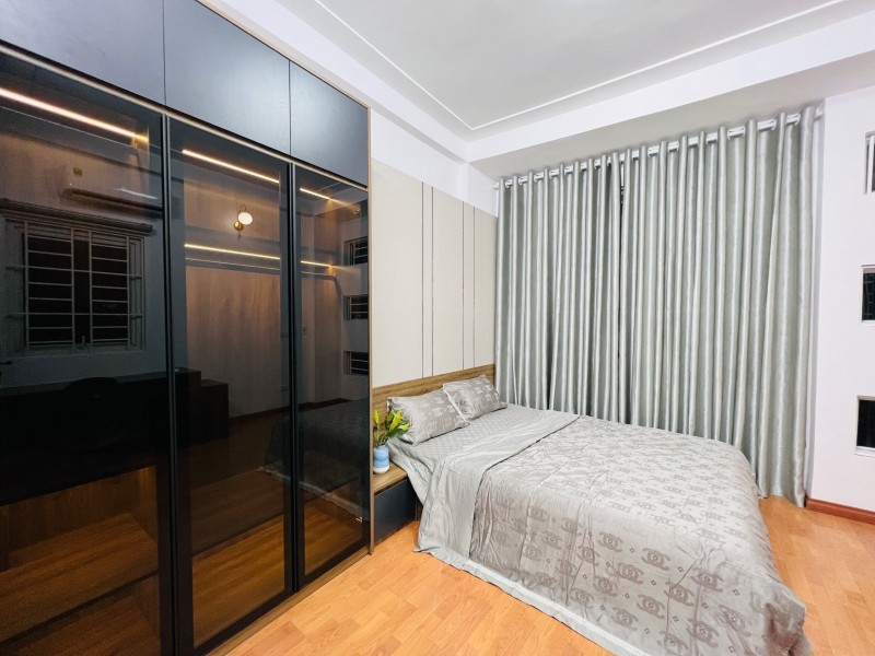 Bán nhà Hào Nam 46m2 4 tầng, 2 thoáng, mt 4m, gần oto, ngõ rộng thoáng, 6 tỷ.