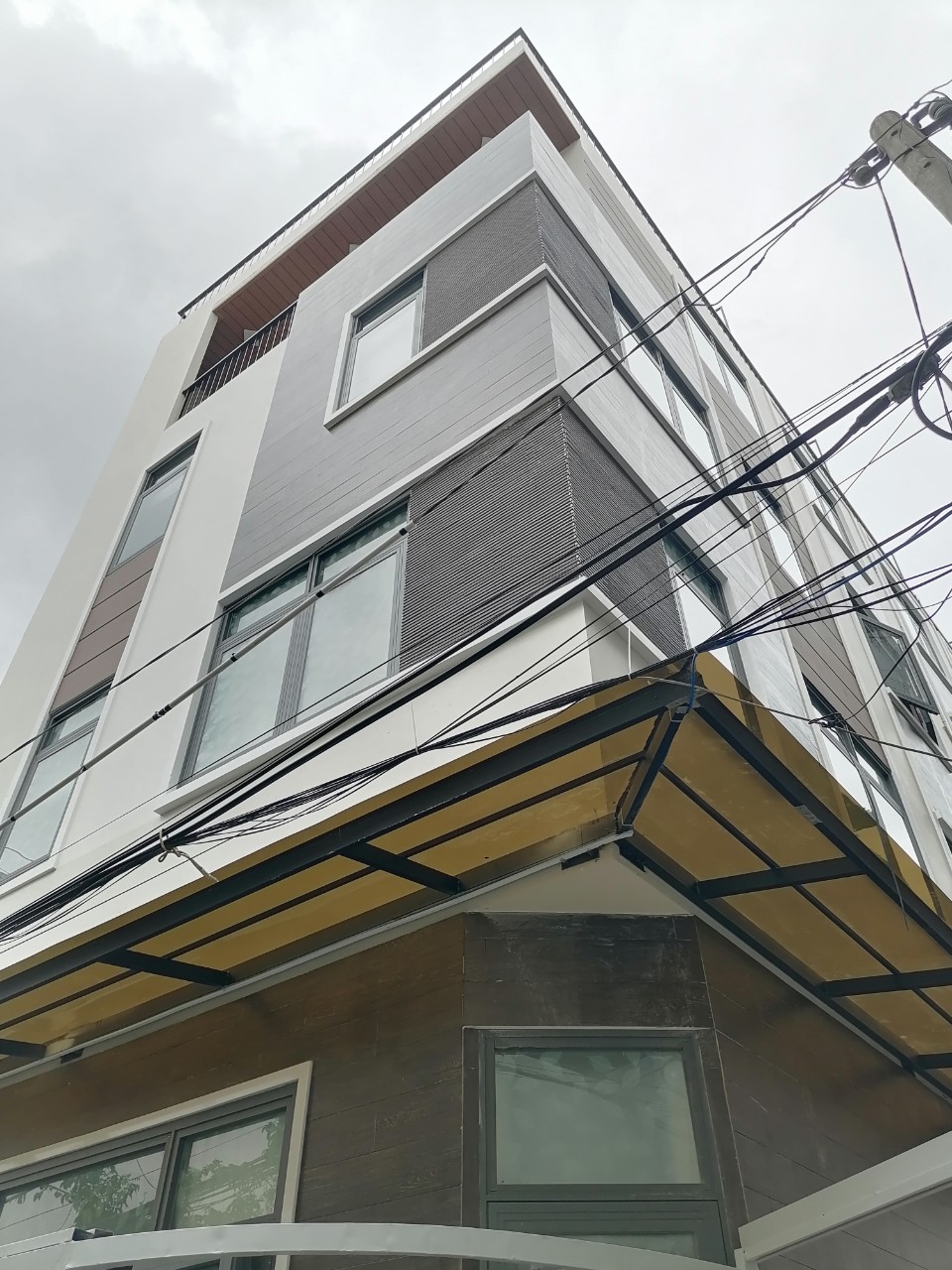 BÁN NHÀ PHỐ HẺM 1 ĐƯỜNG LÝ PHỤC MAN P. BÌNH THUẬN QUẬN 7 ️ Giá: 2.6 tỷ.