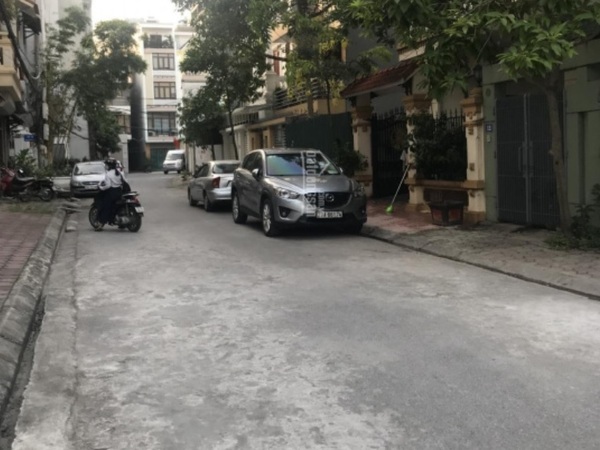 ban-nha-ngo-27-lam-ha-long-bien-ha-noi-1