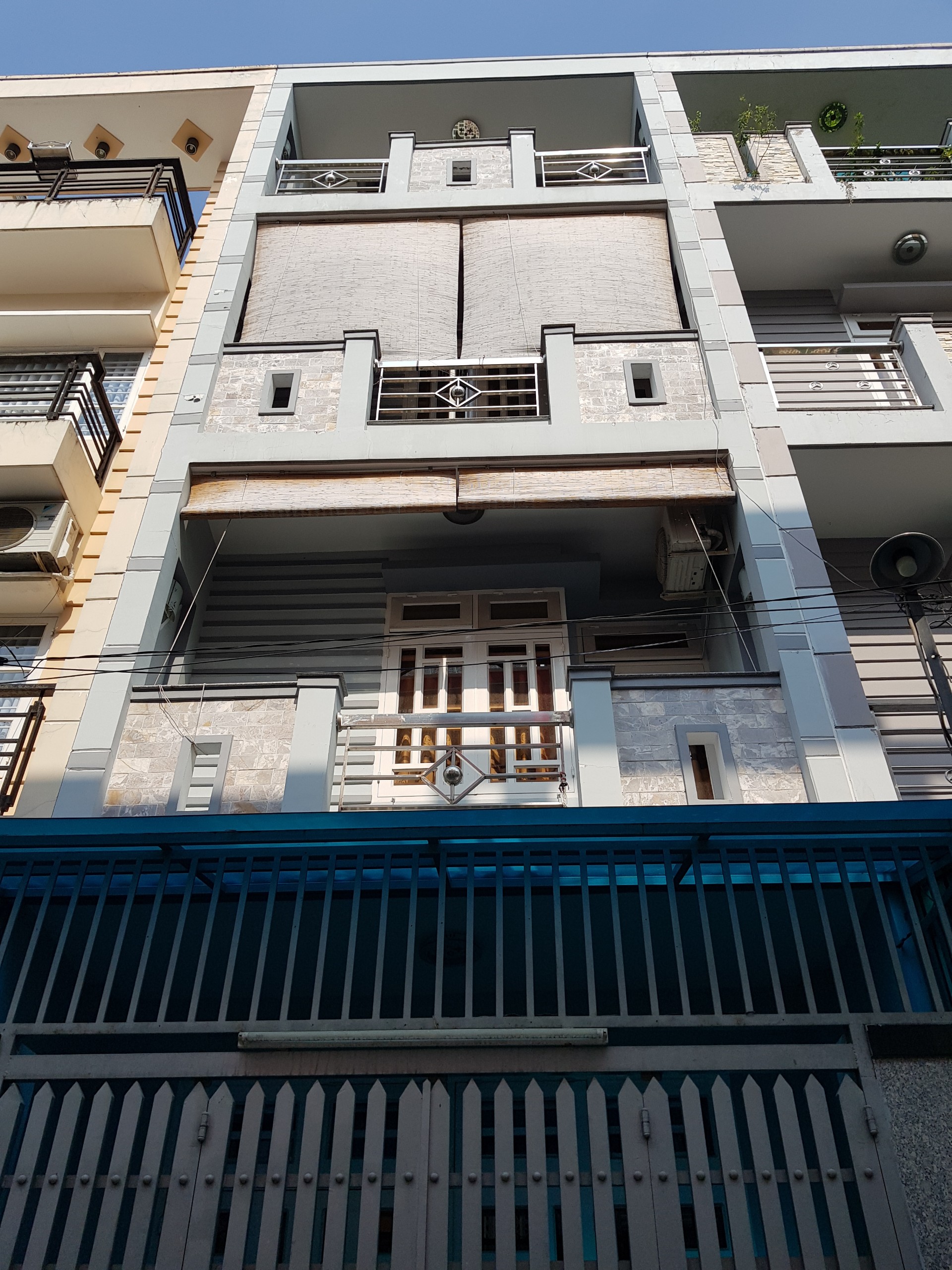 Bán Nhà Phan Đăng Lưu, Phú Nhuận, 73m2, 4 tầng, Nhỉnh 6 tỷ xíu TL tốt