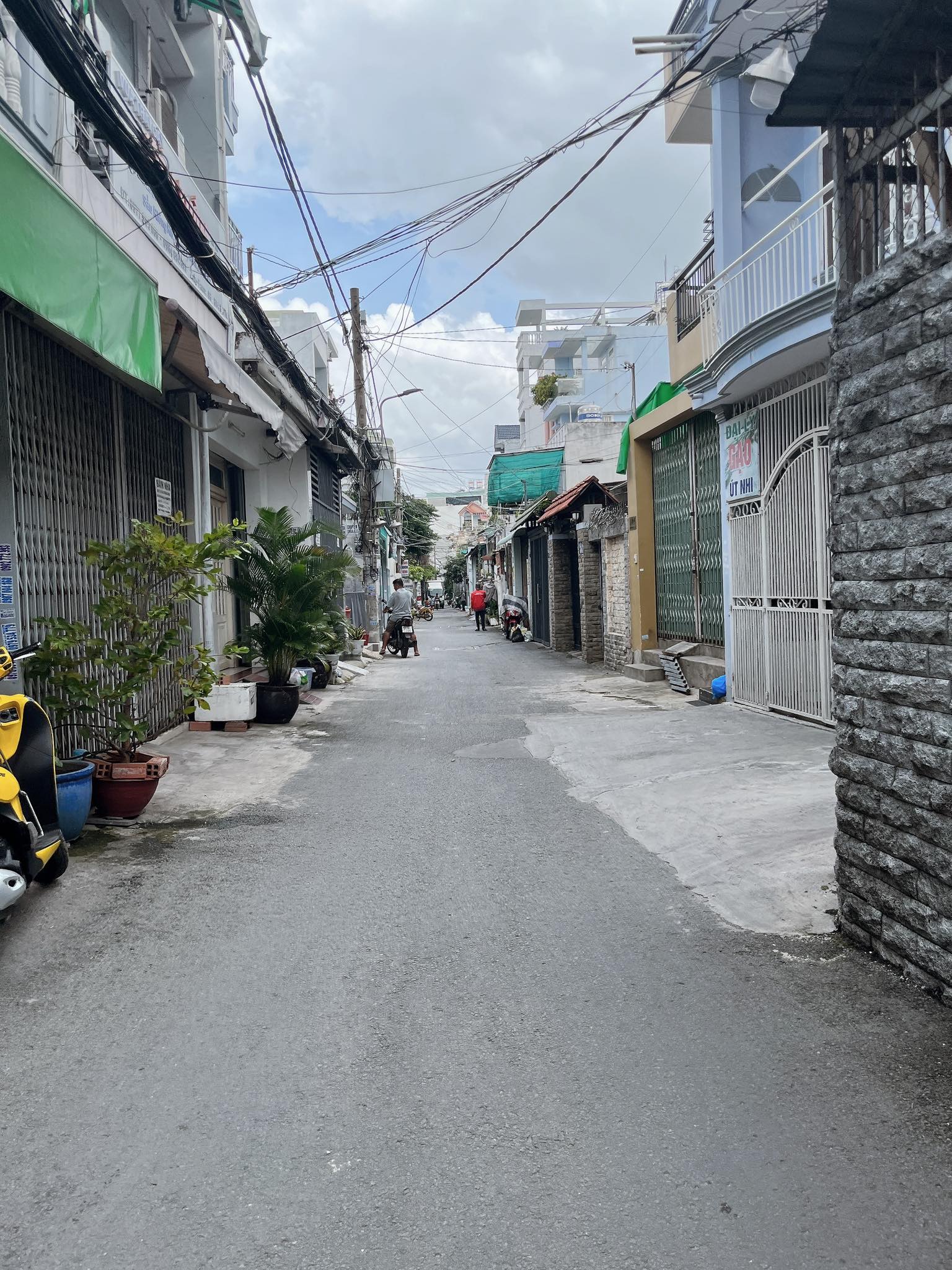 Bán Nhà Gò Vấp HXH 40m2 3 Tầng 3PN Bùi Quang Là. Giá 3,4 Tỷ.