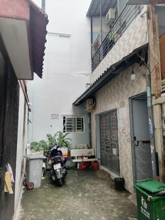 BÁN NHÀ TRỌ 1 LẦU HẺM 30 ĐƯỜNG LÂM VĂN BỀN P. TÂN KIỂNG QUẬN 7.