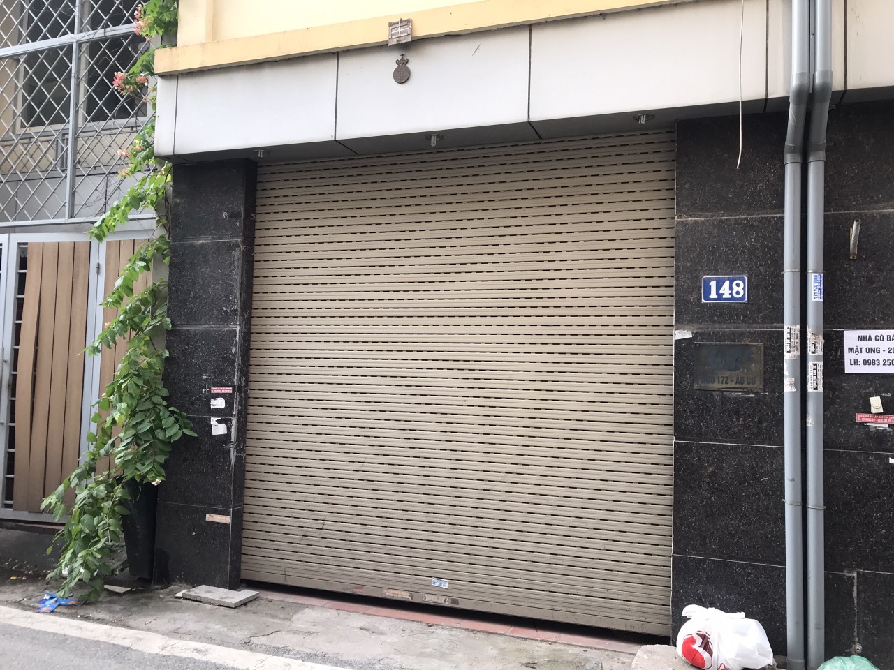 Cho thuê nhà mặt ngõ 39,8m2 x 5 tầng sạch sẽ phường Tứ Liên Tây Hồ Hà Nội.