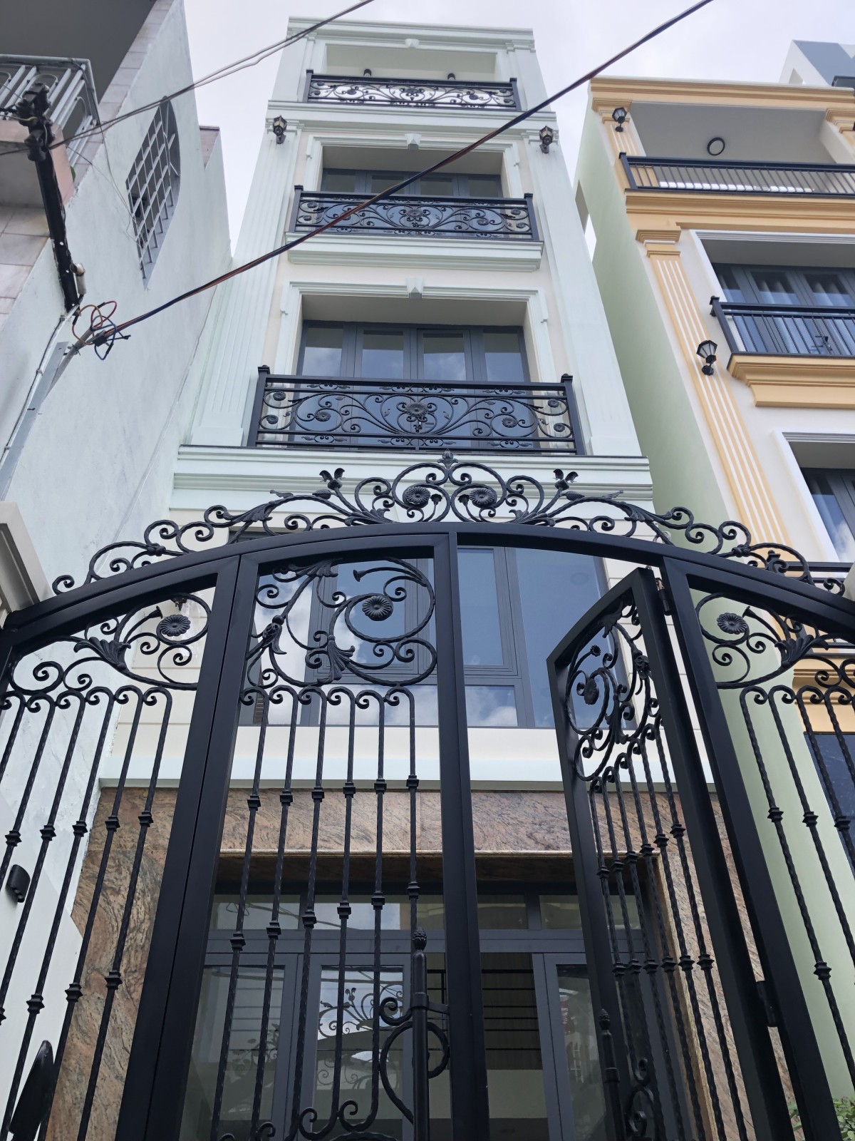 MT NGUYỄN LÂM - NHÀ MỚI 5 TẦNG BTCT - 4X14M - 5PN - SỔ NỞ HẬU.