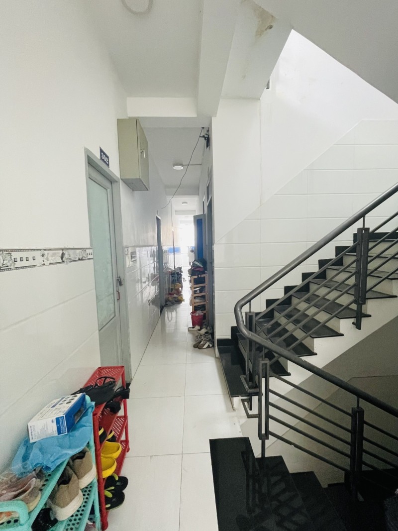 Bán Nhà 2 Mặt Tiền Lê Văn Sỷ Q3- Bề Thế Ngang9m x 20m công nhận đủ- 5 tầng thang máy Gía chỉ 23 Tỷ.