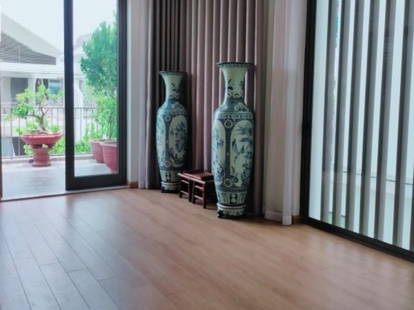 Căn nhà bán khu phân lô ngõ 196 Nguyễn Sơn được thiết kế rộng với nhiều ánh sáng can-nha-ban-khu-phan-lo-ngo-196-nguyen-son-2