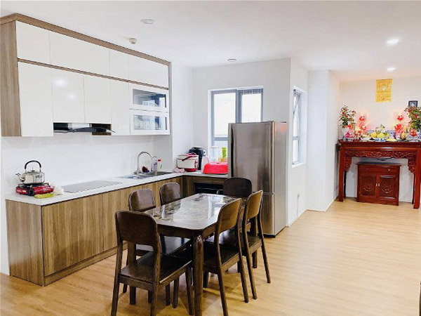 can-nha-dang-ban-trong-ngo-72-nguyen-trai-2