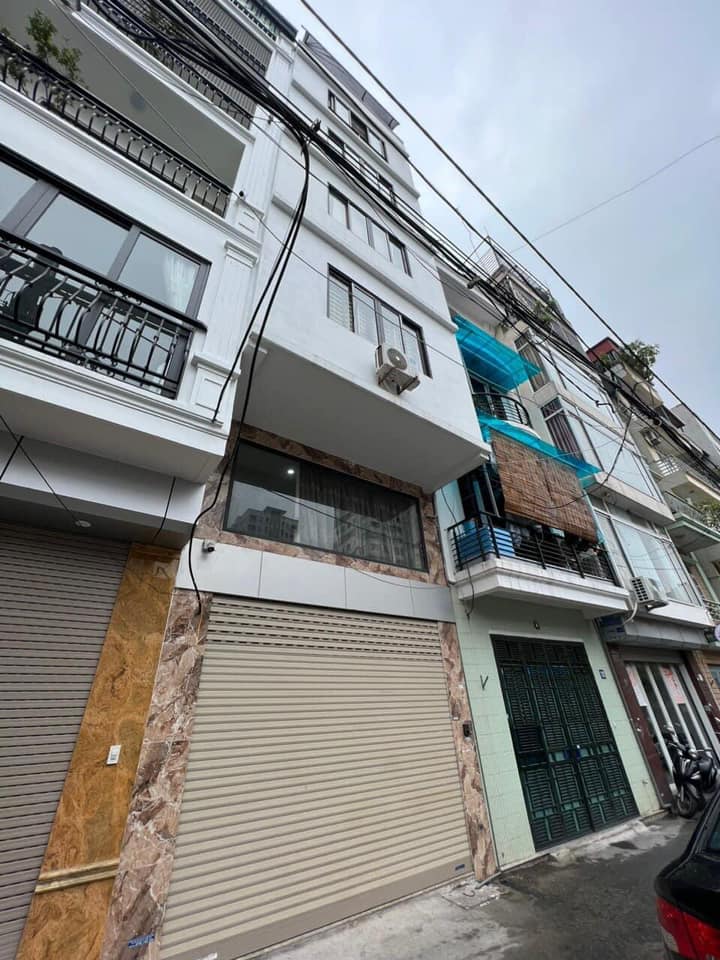 Trung tâm Cầu Giấy chỉ với 10 tỷ có ngay nhà mới, full nội thất 58m 6 tầng thang máy ngõ rộng dòng tiền ổn định.