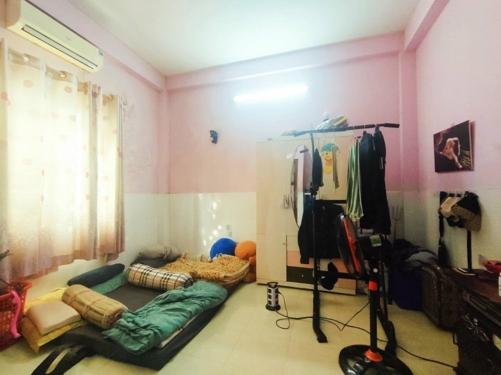 Bán nhà sát mặt tiền Bắc Hải, Quận 10, 122m2, ngang 10m, rất oai, chỉ 15 tỷ XX.