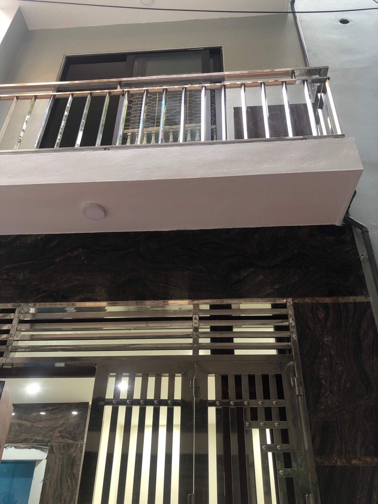 CHÍNH CHỦ CHO THUÊ CẢ NHÀ , LÀM VĂN PHÒNG , CÔNG TY.