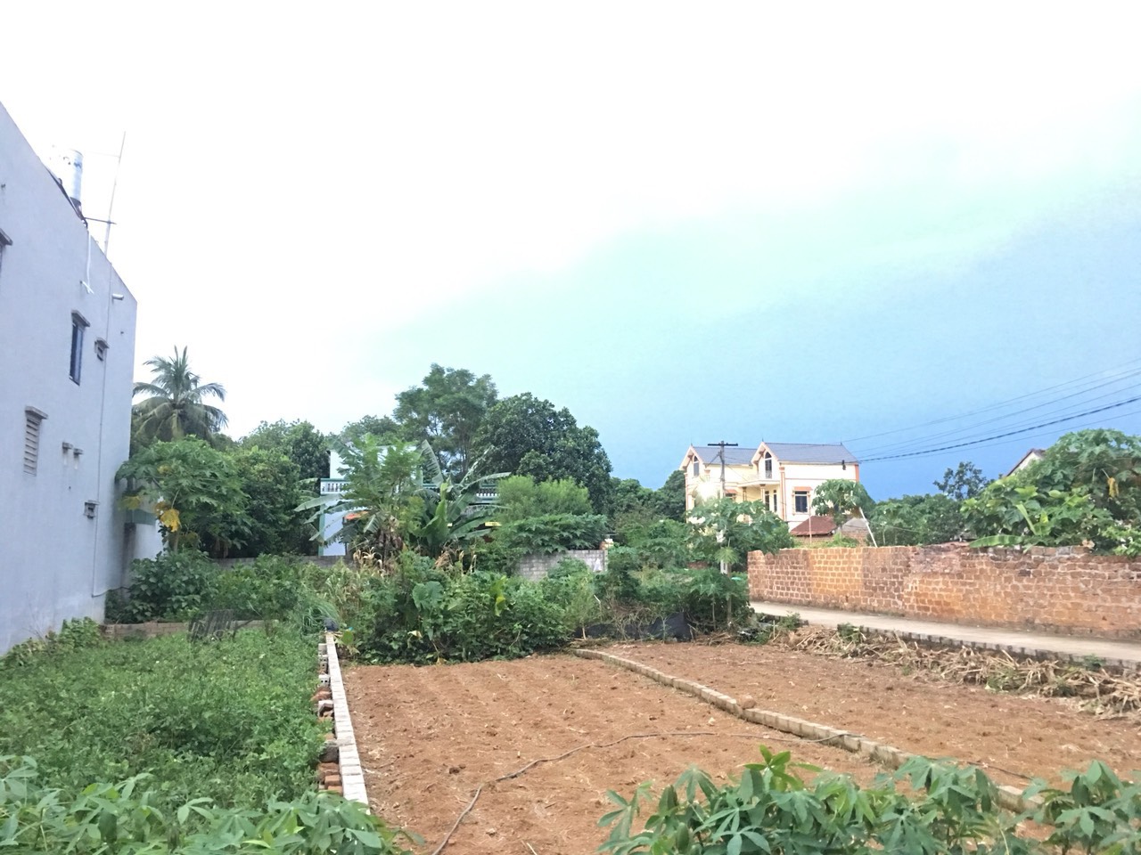 CHỈ LOANH QUANH 1 TỶ SỞ HỮU NGAY 80m GẦN CÔNG NGHỆ CAO HÒA LẠC.