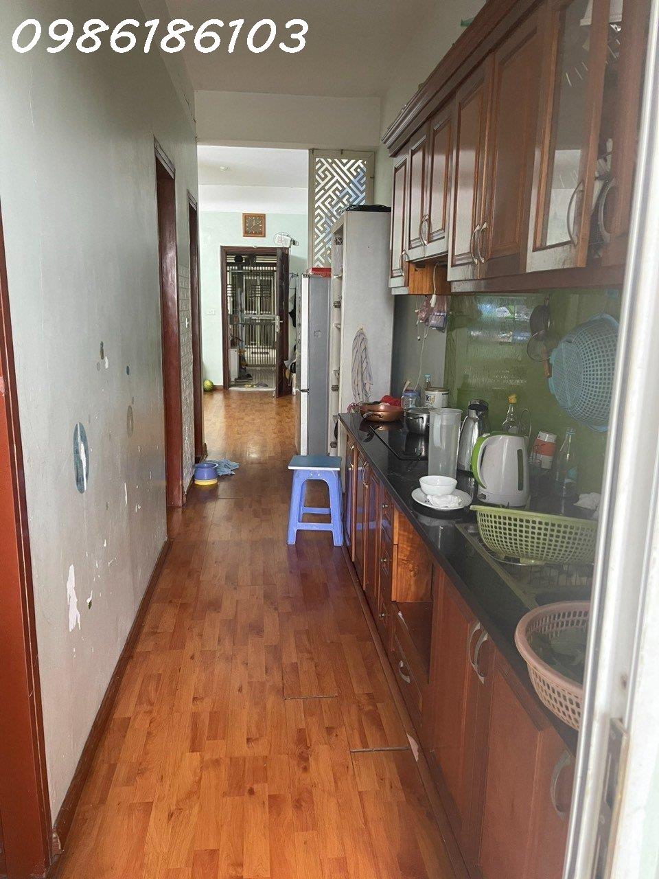 Quỹ đẹp căn hiếm tầng trung 2PN, Diện Tích 60m2 tầng trung đẹp tại KDT Kim Văn Kim Lũ.