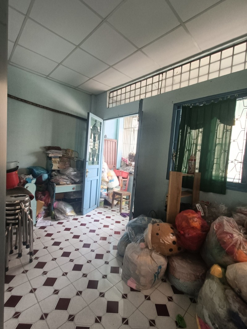 Bán Nhà 2 MT Tân Hóa Chủ Ngộp Bank cần Bán Gấp 4.3m x 22.5m Xe oto Vào Nhà Chỉ 9 Tỷ.