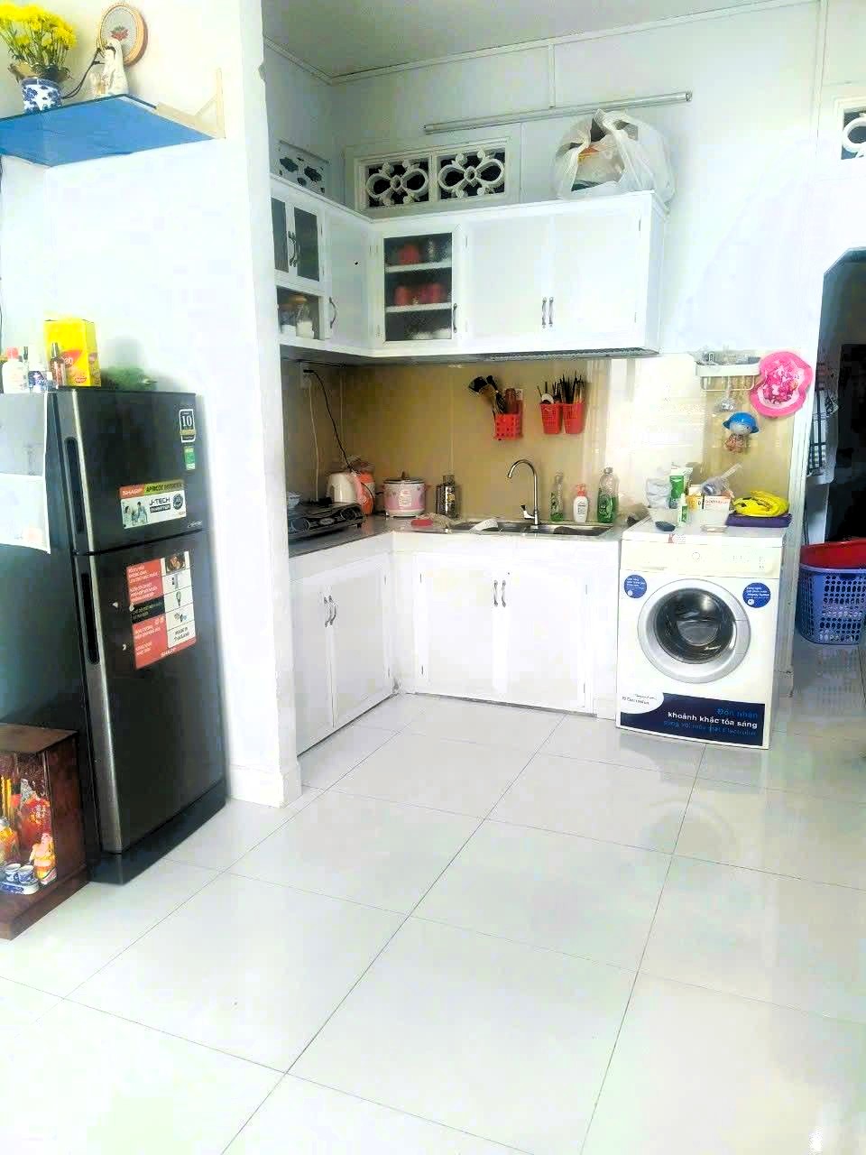 Bán nhà 1T1L 4pn đường 10 Trường Thọ.