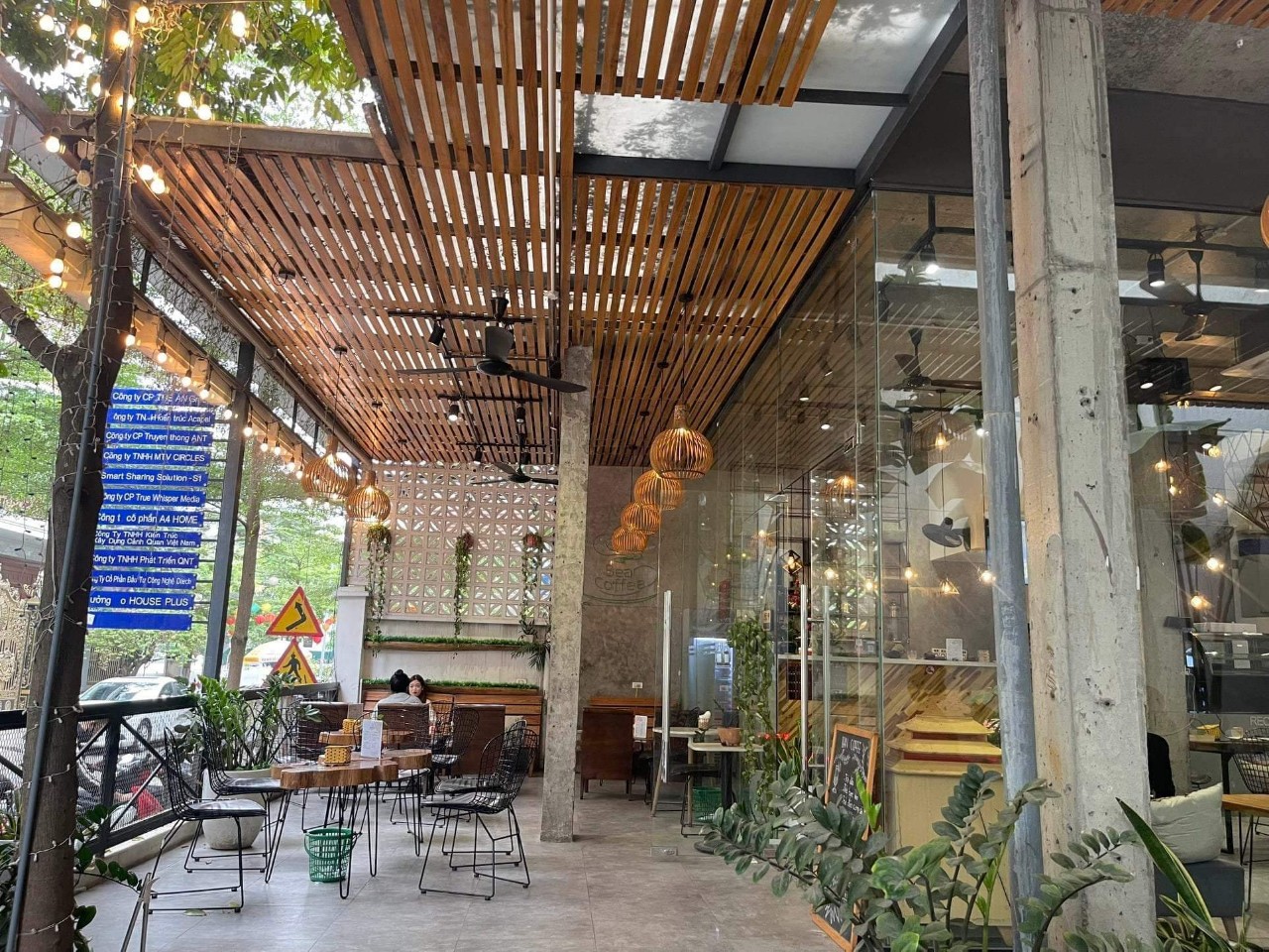 Bán nhà Phố TRẦN QUỐC HOÀN –Cầu Giấy, LÔ GÓC 3 MT, kề sát ĐH Ngoại Ngữ, KD đỉnh, nhỉnh 9 t