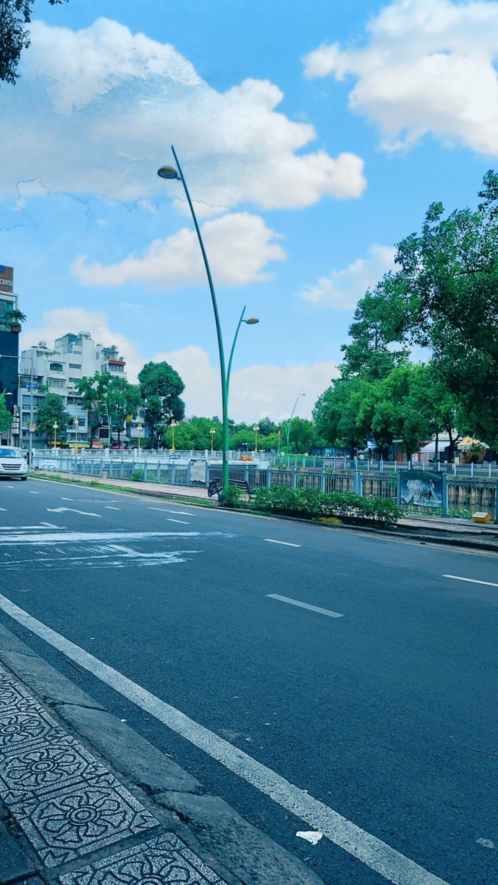 Phú nhuận - P13 Mặt tiền kinh doanh - 4 tấm - Sổ vuông - giá chỉ 9 tỷ Tl nhẹ