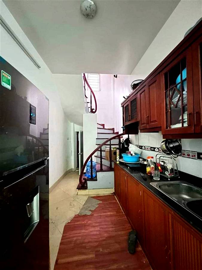 Bán nhà Trương Định,Hoàng Mai, Gần phố .Sổ đỏ chính chủ ,3,5 tỷ.Trung tâm quận,DT 34m2.