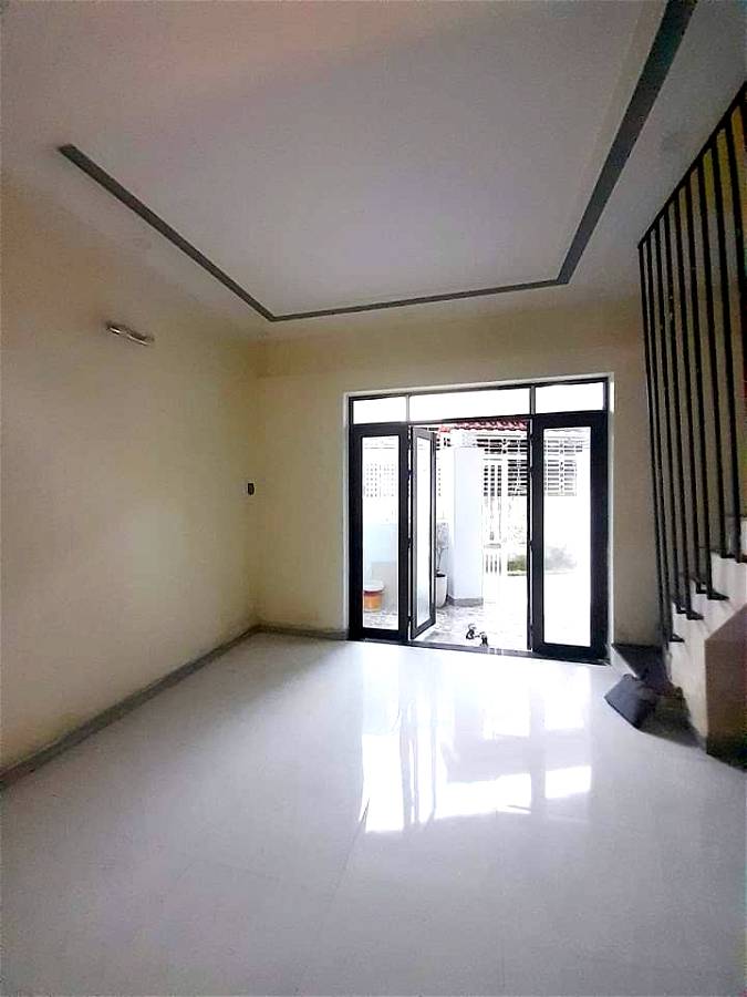 Hạ giá chào nhà mới 2 tầng siêu đẹp, kiệt ô tô, đường Thái Thị Bôi, Thanh Khê, Đà Nẵng, DT: 60m2, MT: 5m, giá chỉ: 2.7 Tỷ.