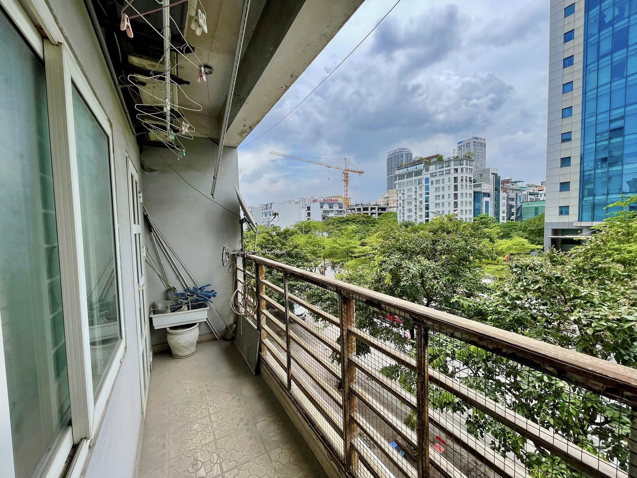 Bán căn chung cư TT CẦU GIẤY CĂN GÓC VIEW ĐỈNH GIÁ HẠT RẺ