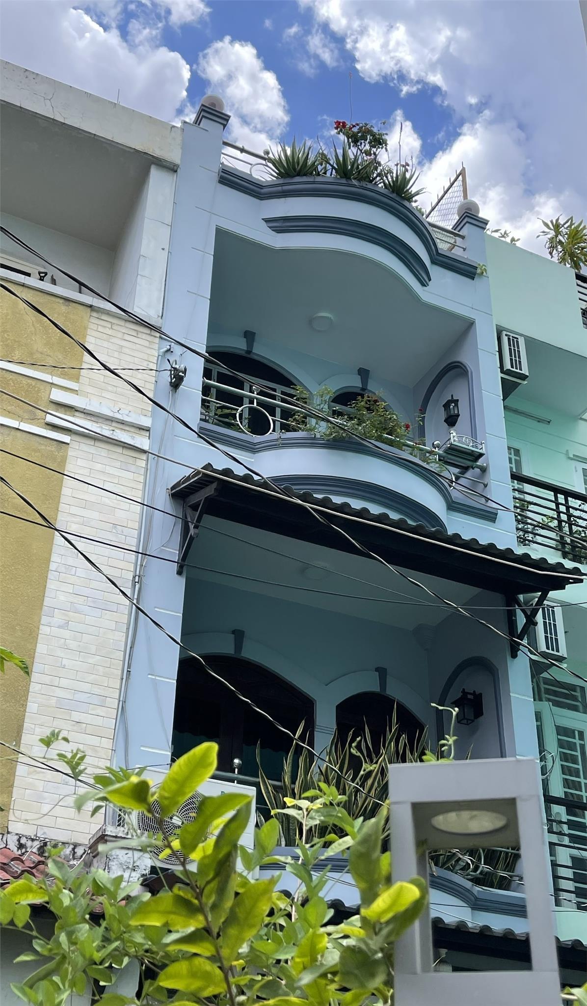 HOT NHÀ GIẢM 2 TỶ - HXH CÁCH 2 CĂN RA BẠCH ĐẰNG BÌNH THẠNH - DT 50 - 4 TẦNG.