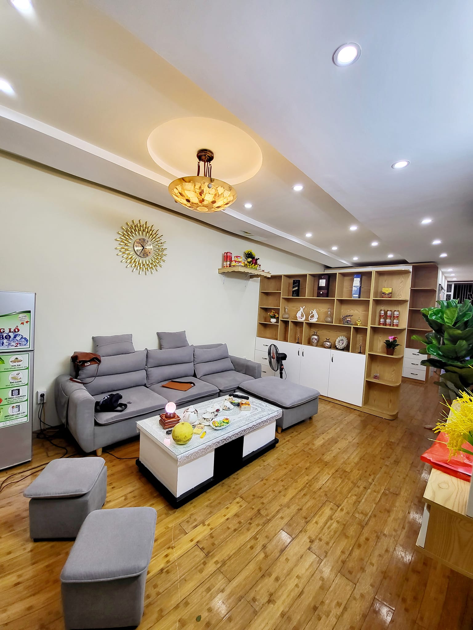 BÁN NHÀ 4 TẦNG_ DÂN XÂY_ MẶT NGÕ ĐƯỜNG BÁT KHỐI_ Ô TÔ ĐỖ CỬA NHÀ NGÀY ĐÊM _CHỈ 2 TỶ 400 TR.