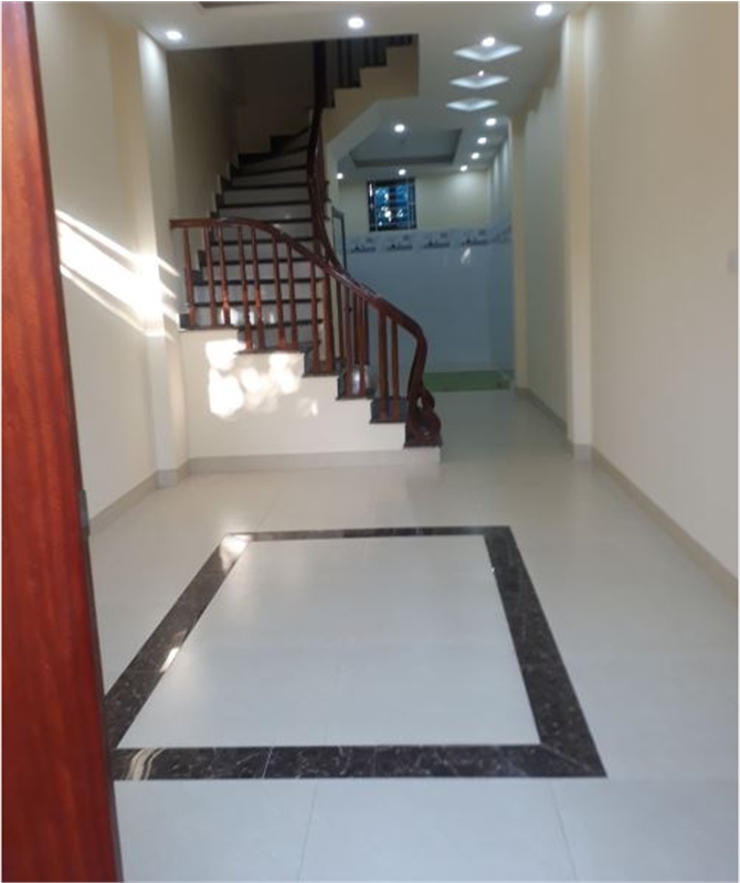 Bán gấp nhà Kim Chung diện tích 41 m2 - Nội thất xịn, sơn Kova, lan can gỗ lim, kiến trúc Châu Âu - PB