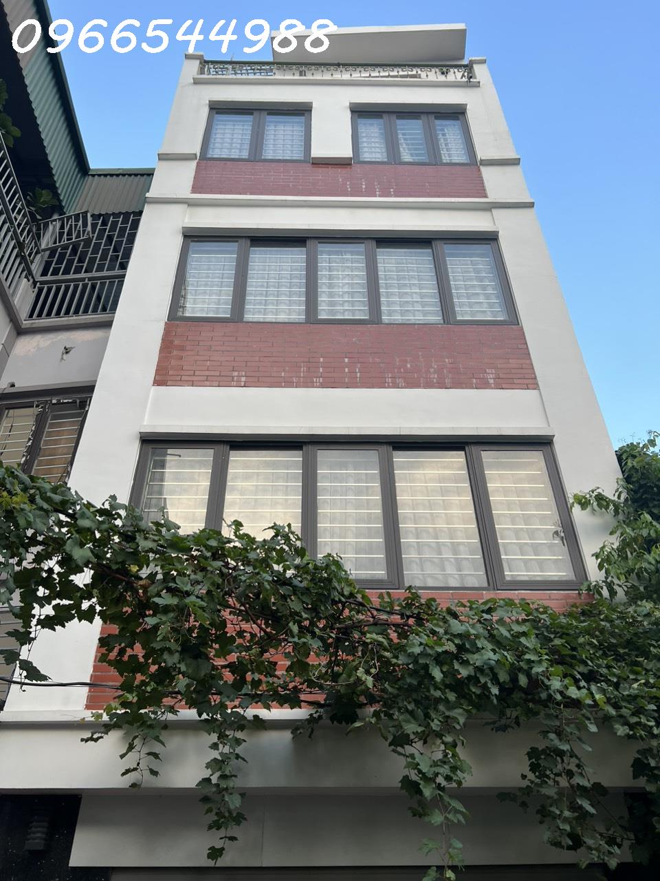 Cực hiếm, nhà gần phố cổ Ngọc Lâm, 2.9 tỷ, 40m2 x 4 tầng