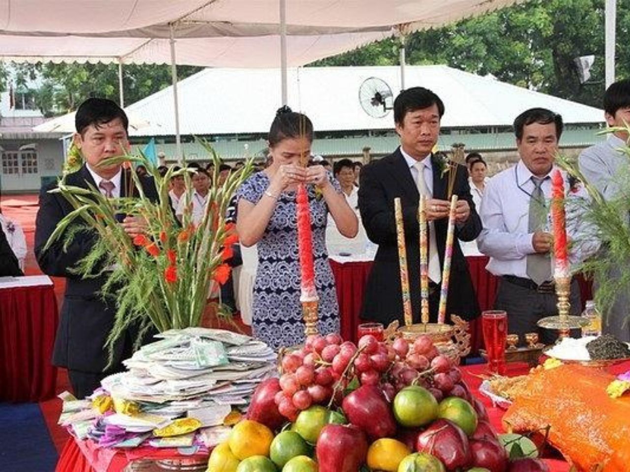 van-khan-do-mai-nha-0