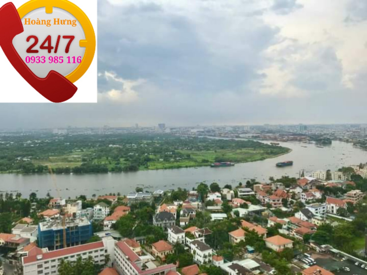 921m2