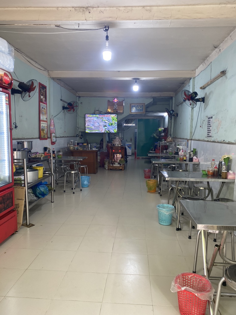 Cần tiền BÁN GẤP nhà MTKD Lạc Long Quân, P.3, Quận 11 với 15.5 tỷ