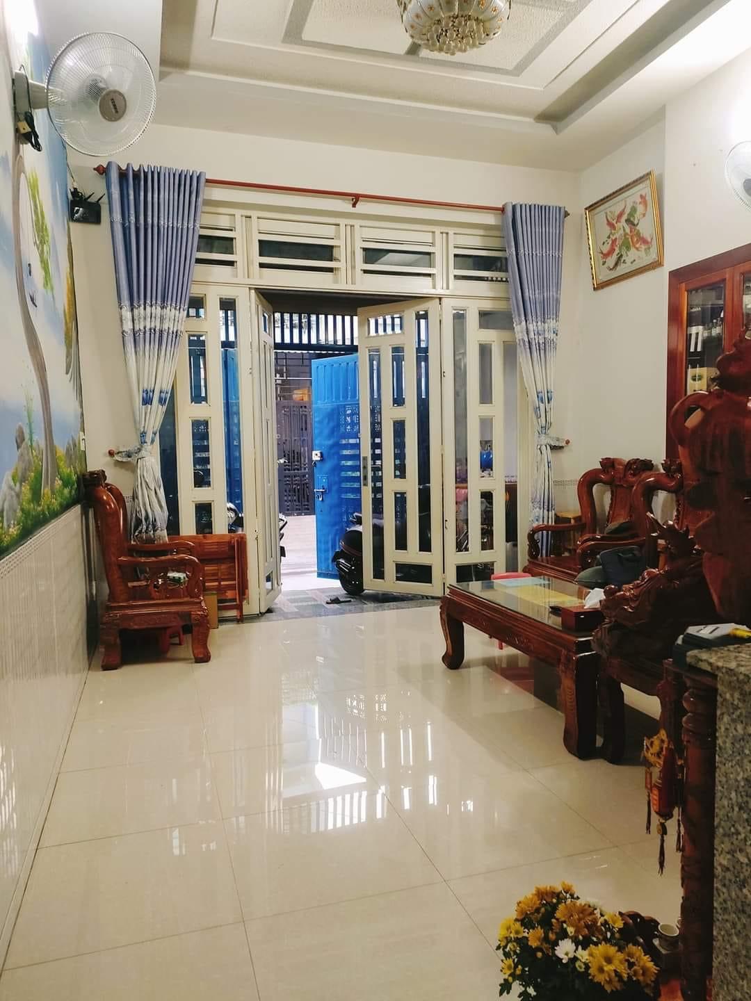 HXH 7 chỗ tới nhà, 1 căn ra MT Ngô Quyền, Q10, vừa ở vừa làm VP, Cty, 4tầng, 4PN, 8.8 tỷ.