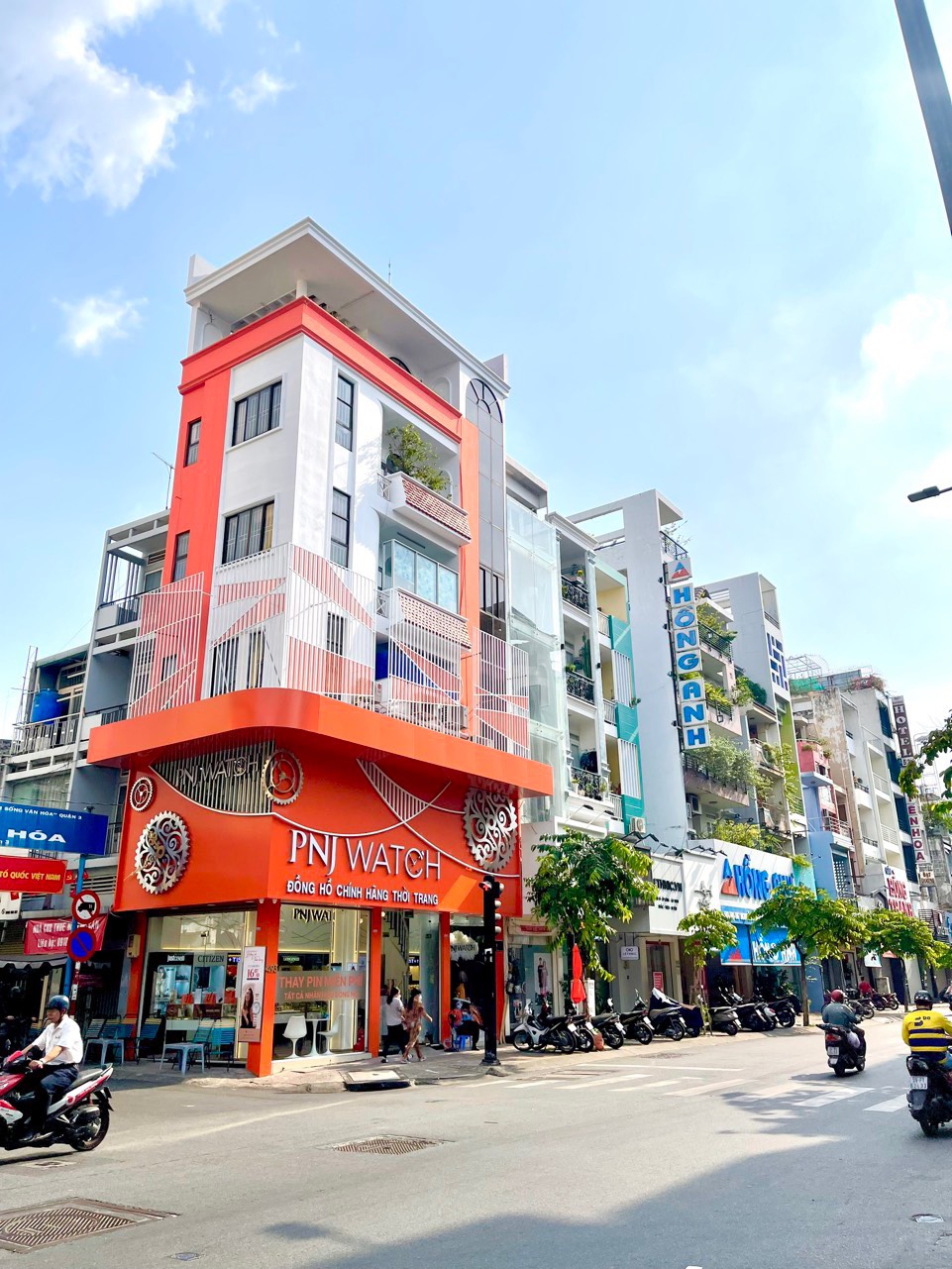 Chính chủ bán nhà mặt tiền 3 Tháng 2, Quận 10 giá 21 tỷ.