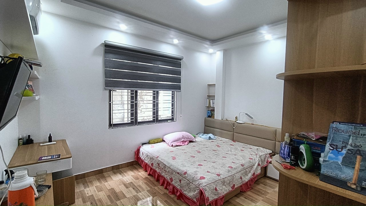 Bán nhà phố Nguyễn Bình 4 tầng 4 ngủ như mới GIÁ 3.1 tỉ ngõ nông gần Quán Nam.