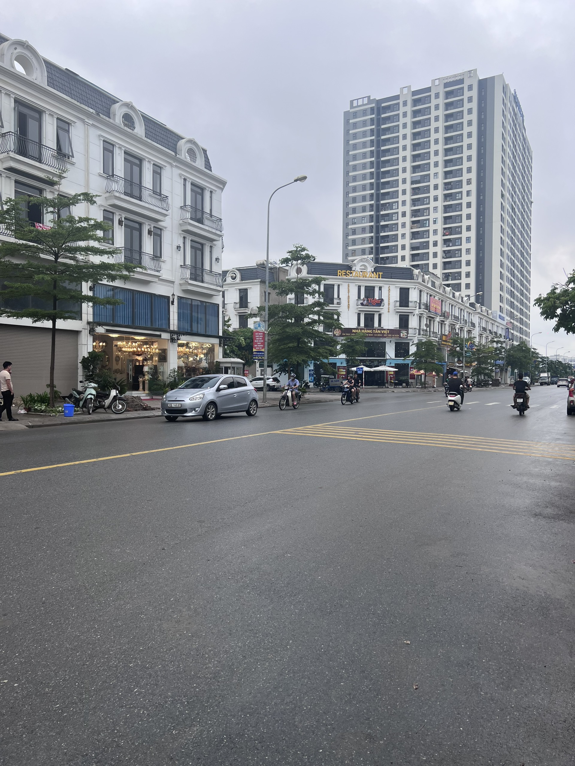 Bán căn Blue Star Trâu Quỳ Gia Lâm thiết kế 2 Ngủ 2 VS.