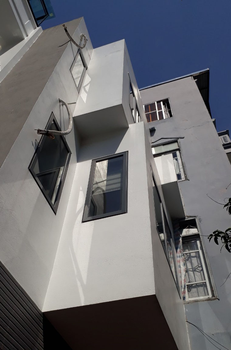 Bán nhà đẹp Gia Quất, Ngọc Lâm, ga ra ô tô, hai chục m ra đường ô tô tránh, 54m2, nhỉnh 5 tỷ.