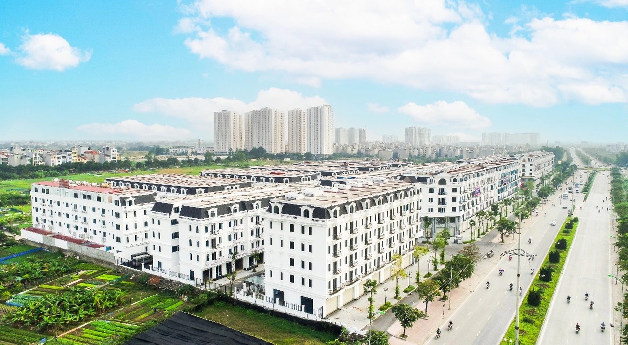 Bán nhà mặt phố Hà Đông 2 mặt tiền có hầm cực đẹp kinh doanh