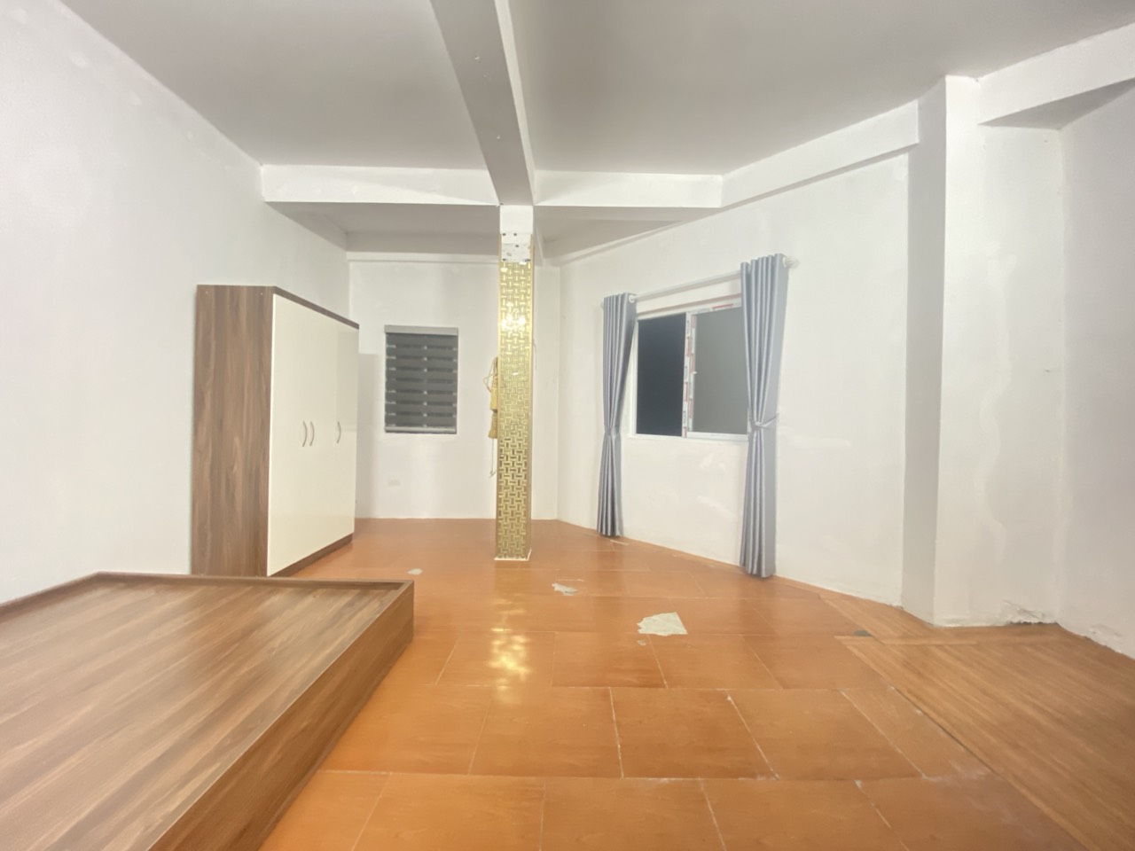 Cho thuê phòng - KĐT Xa La - 30m2 - ô tô đỗ cửa - Full đồ - giá 3tr8