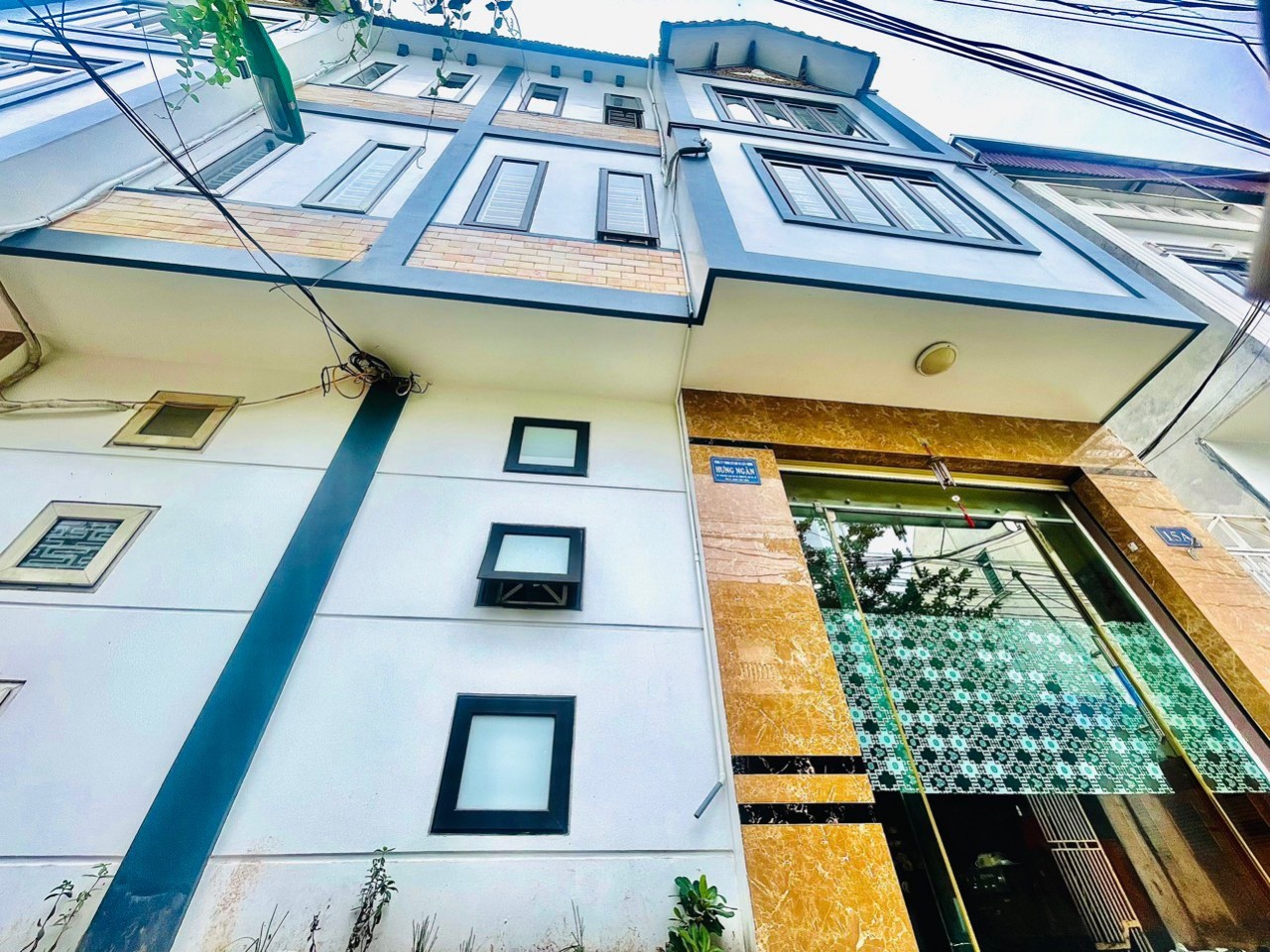 Bán nhà 48m2 x 3 tầng ngay ngõ Ngô Gia Tự giá 2.65 tỷ