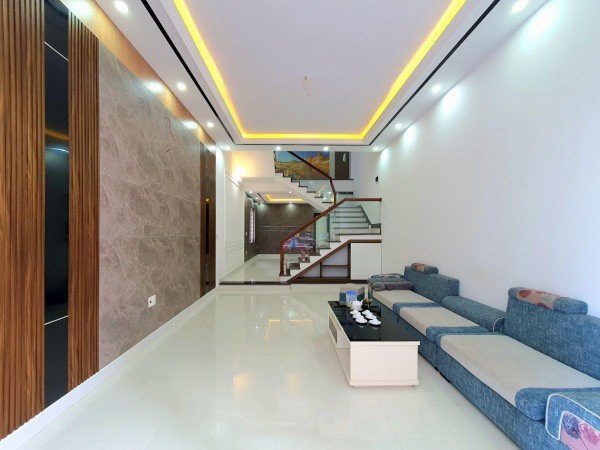 Bán căn nhà đẹp nhất mặt đường Hào Khê - Quán Nam, 61m 4 tầng GIÁ 5.95 tỉ.