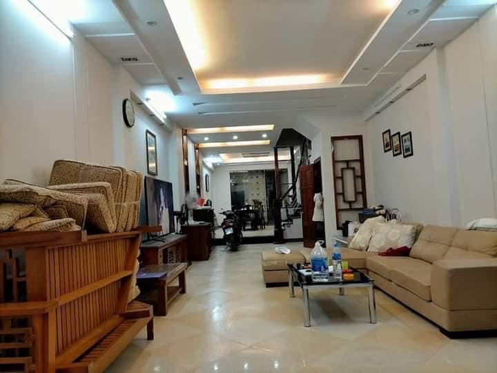 NHÀ TRẦN QUANG DIỆU, QUẬN ĐỐNG ĐA, PHÂN LÔ, Ô TÔ TRÁNH, CHỈ 17.5 TỶ.